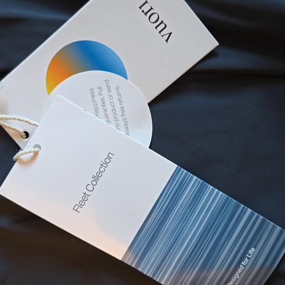 NWT Men’s Vuori Navy "Fleet Sport Joggers" New Version 30" Inseam Various Sizes - Picture 4 of 15